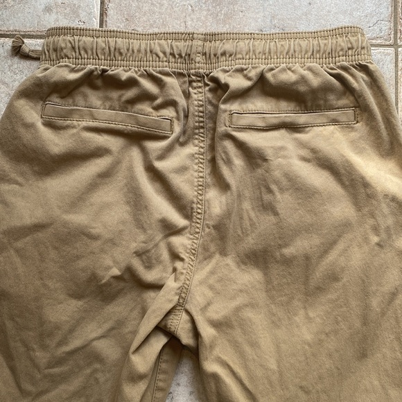 Old Navy Men’s khaki pants size small - Picture 10 of 11